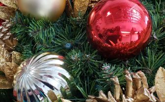 Hands on Custom Décor Packages  Detail of Wreath, Garland and Spray Creations